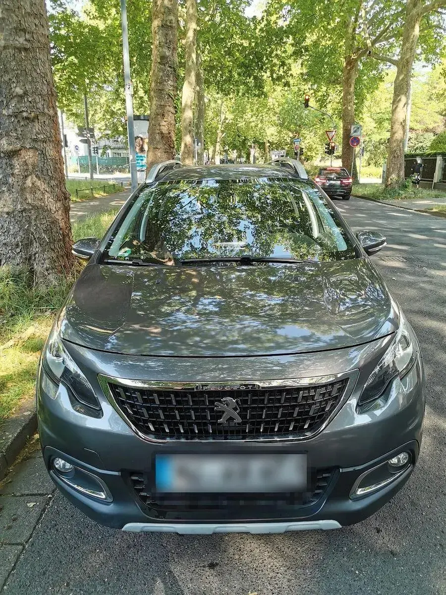 Gebraucht Peugeot 2008 Allure 110 PS (80 kW) 2018 Grau SUV