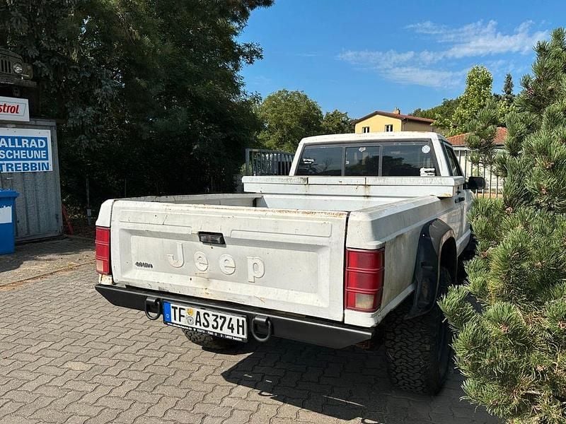 Gebraucht Jeep Comanche 179 PS (131 kW) 1989 Beige Pickup