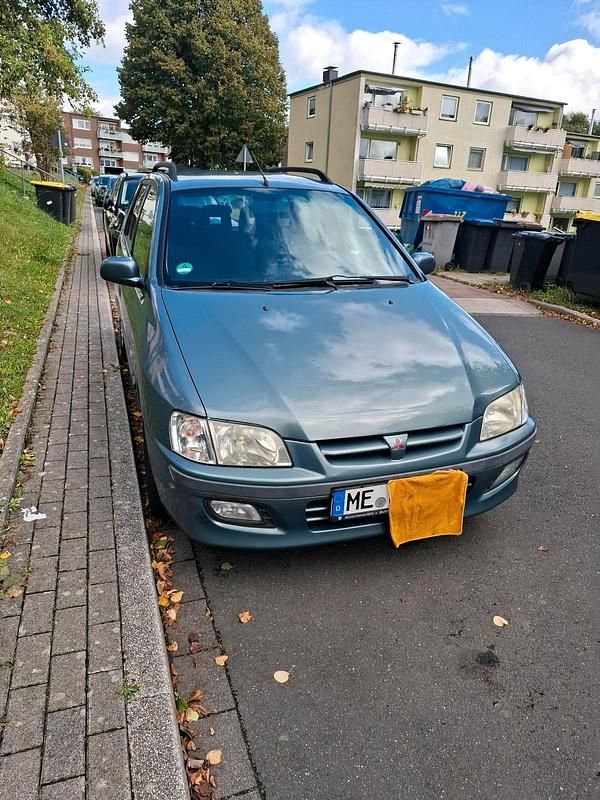 Andere farben Gebraucht 2002 Mitsubishi Space Star Van / Kleinbus | 1.300 € - Bild 1/4