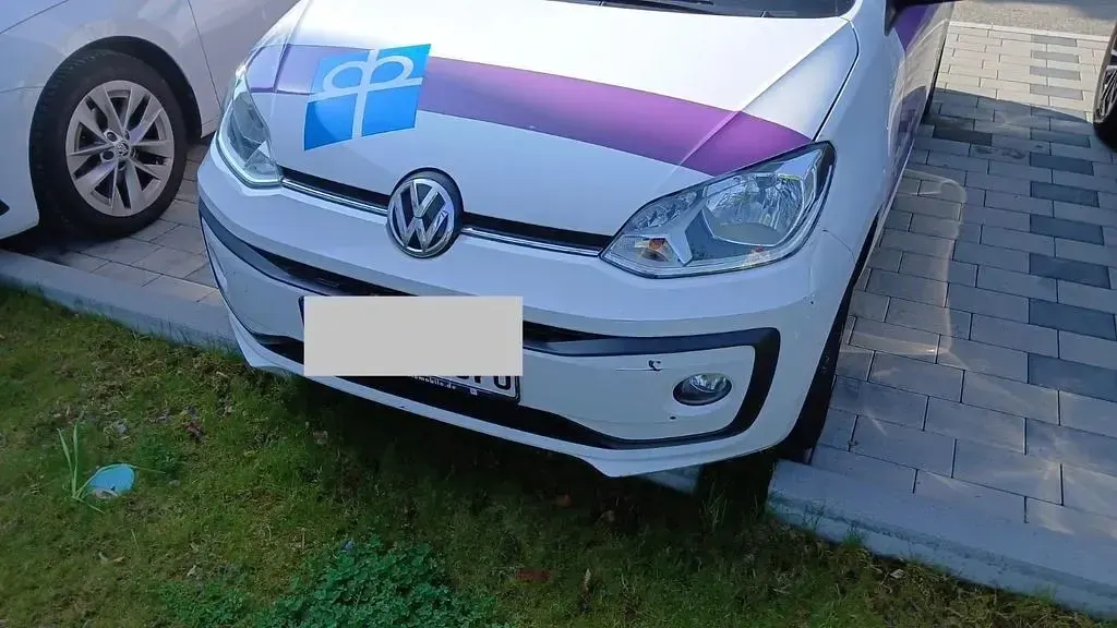 Second-hand VW up! Join 75 CP (55 kW) 2018 Alb Hatchback