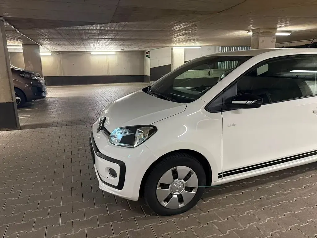Gebraucht VW up! Beats 65 PS (47 kW) 2017 Schwarz Kleinwagen