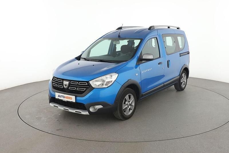 Blau Gebraucht 2019 Dacia Dokker Stepway Van | 12.200 € (Fairer Preis) - Bild 1/3