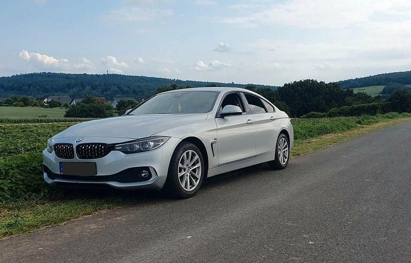 Grau Gebraucht 2018 BMW 420 Gran Coupé Advantage Coupé | 20.700 € (Etwas zu teuer) - Bild 1/4