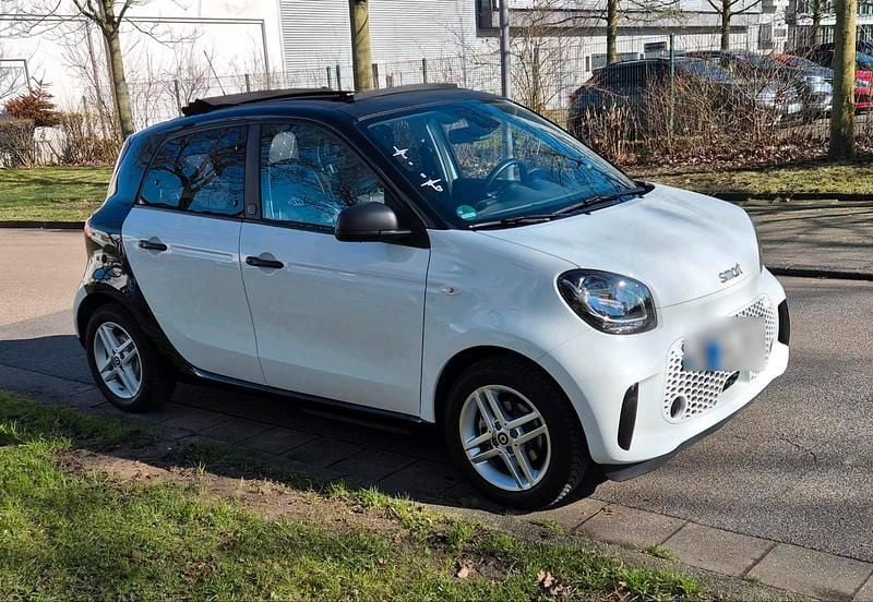 Gebraucht Smart ForFour Electric Drive 60 kW (82 PS) 2021 Weiß Kleinwagen