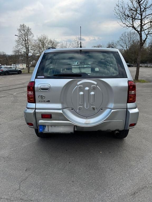 Gebraucht Toyota RAV4 125 PS (91 kW) 2005 Grau SUV