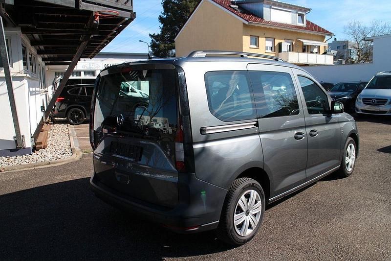 Gebraucht VW Caddy 102 PS (75 kW) 2022 Indiumgrau Van / Kleinbus