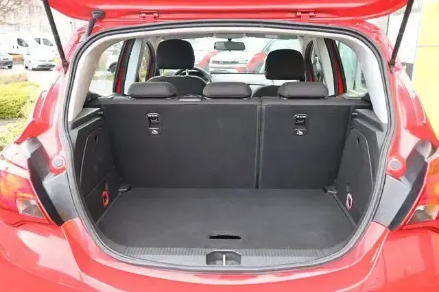 Usata Opel Corsa Selection 70 CV (51 kW) 2017 Rosso Utilitaria