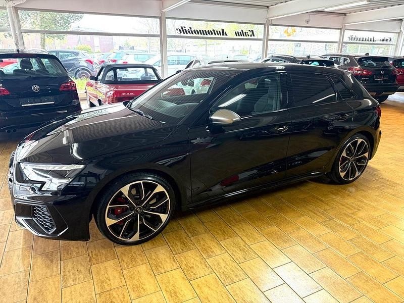 Gebraucht Audi S3 Basis 310 PS (228 kW) 2024 Schwarz Limousine