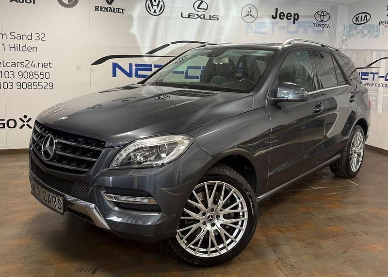 Grau Gebraucht 2012 Mercedes ML350 Sport Edition SUV | 17.750 € (Superpreis) - Bild 1/3