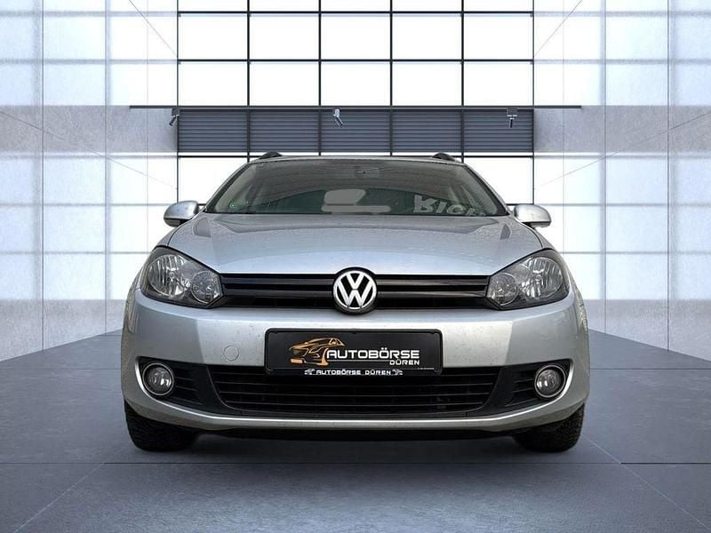 Gebraucht VW Golf VI 105 PS (77 kW) 2012 Silber Kleinwagen