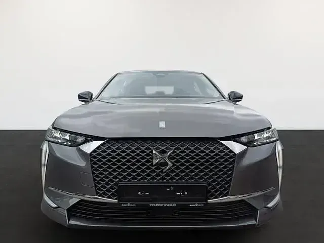 Gebraucht DS Automobiles DS4 Bastille Plus 131 PS (96 kW) 2022 Platingrau Limousine