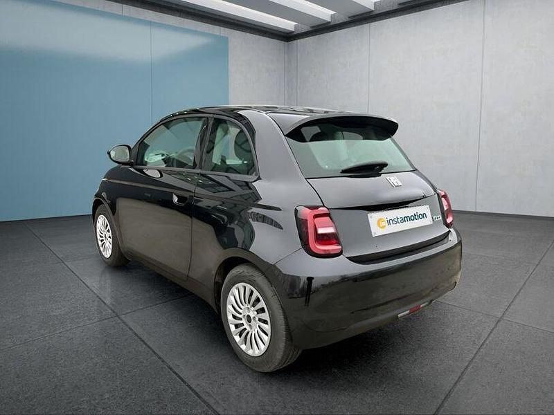 Gebraucht Fiat 500e Action 69 kW (95 PS) 2022 Schwarz Kleinwagen