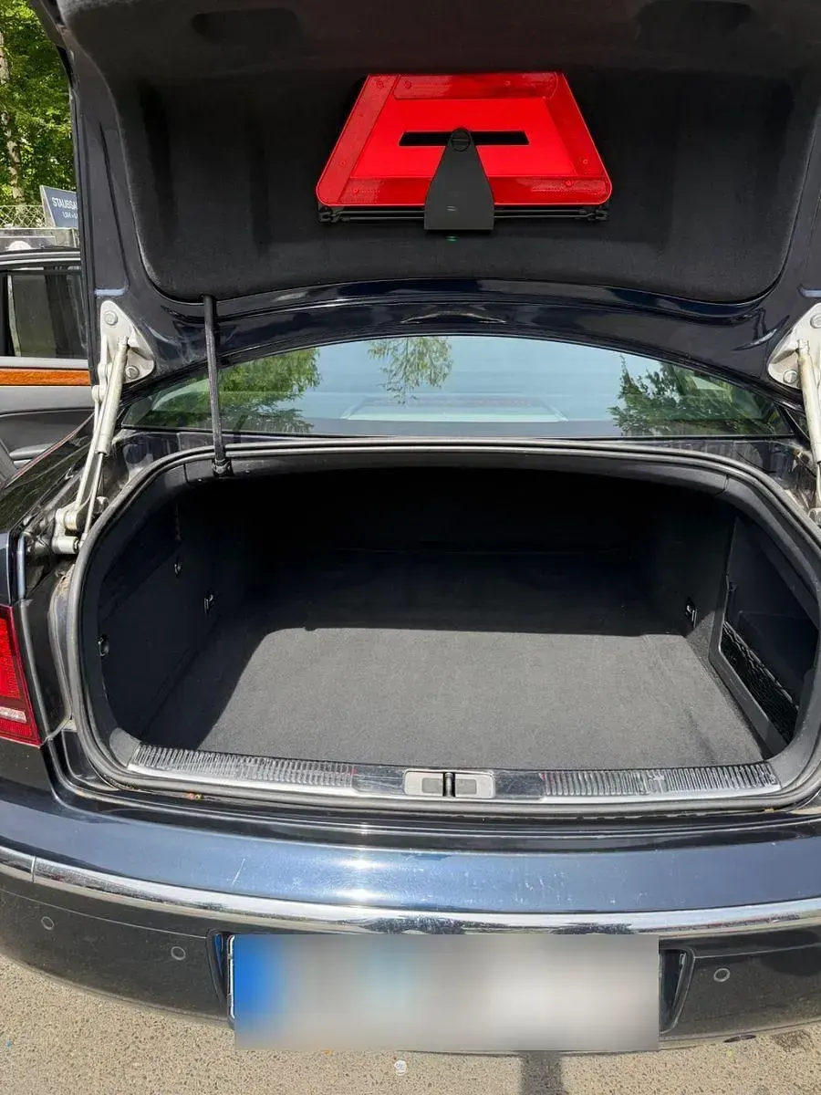Gebraucht VW Phaeton 245 PS (180 kW) 2014 Blau Limousine