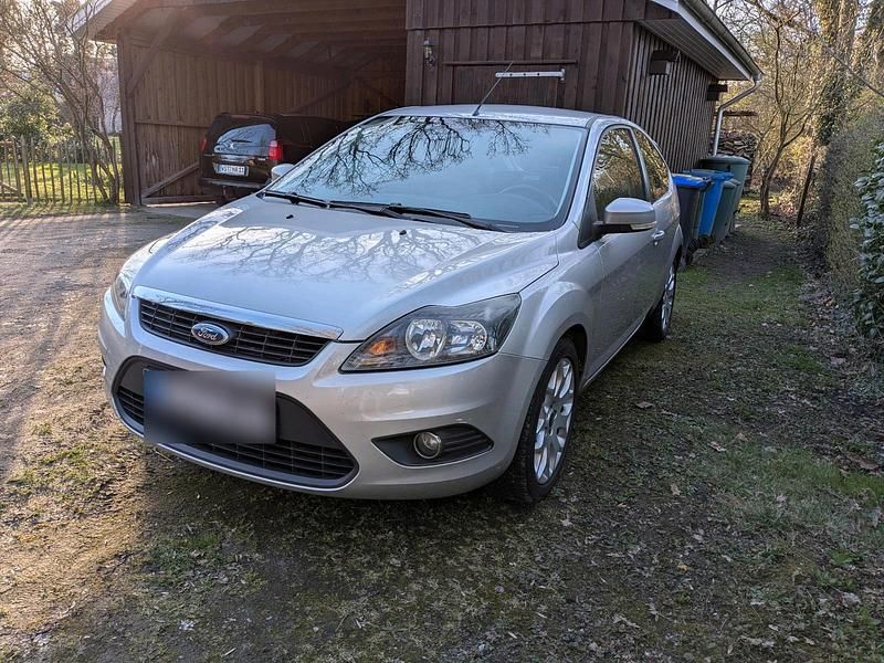 Gebraucht Ford Focus 101 PS (74 kW) 2009 Limousine