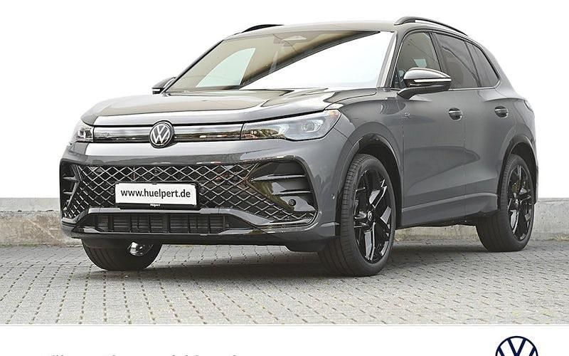 Neu VW Tiguan R-line 150 PS (110 kW) 2025 Delfingrau metallic SUV