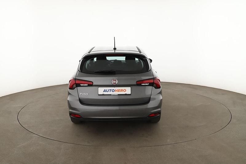 Gebraucht Fiat Tipo Life 131 PS (96 kW) 2023 Grau Kombi