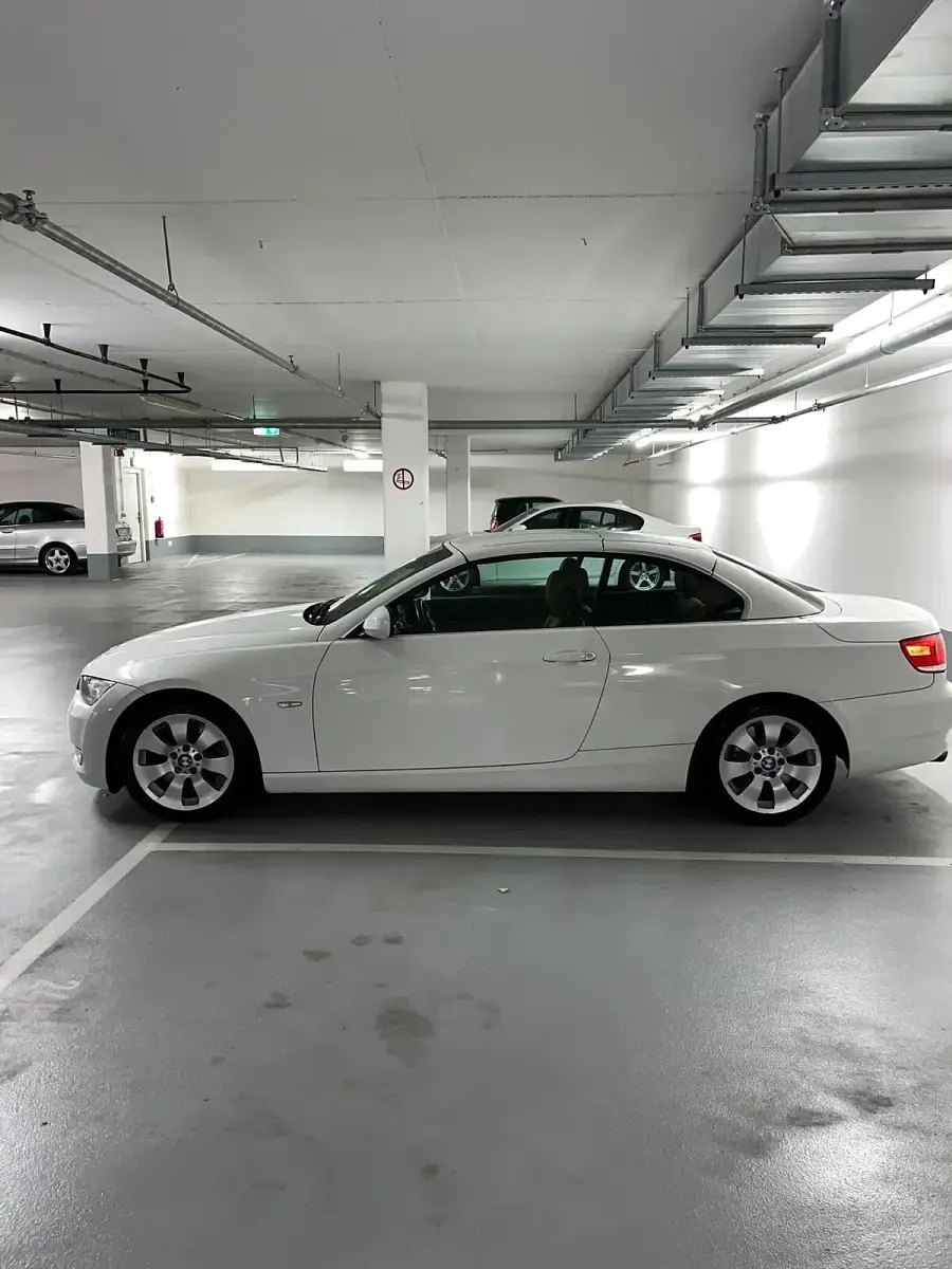 Gebraucht BMW 325 Cabriolet 197 PS (144 kW) 2009 Weiß Cabrio