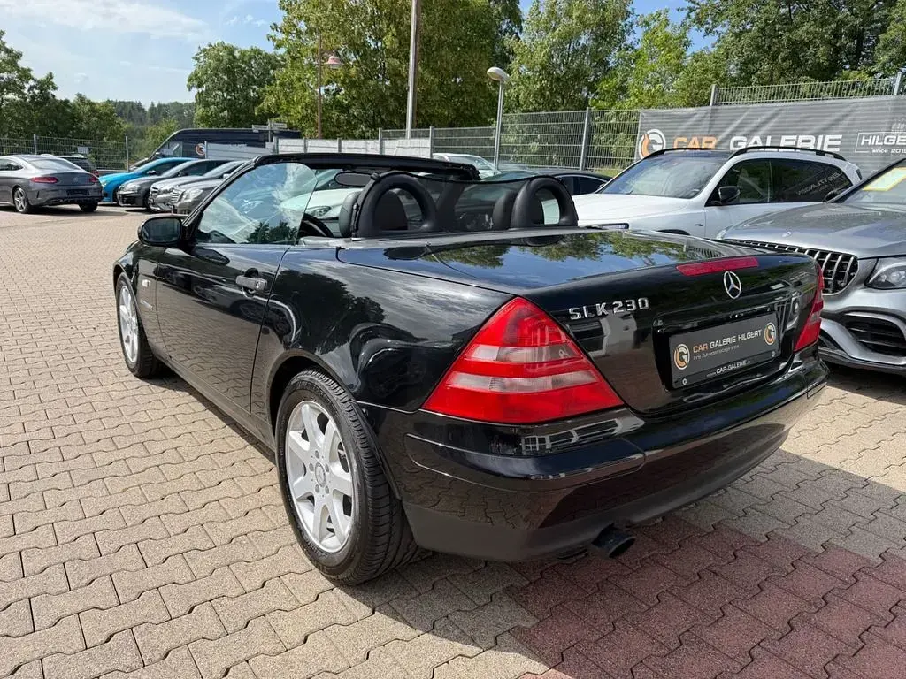 Gebraucht Mercedes SLK230 193 PS (141 kW) 2000 Schwarz Cabrio