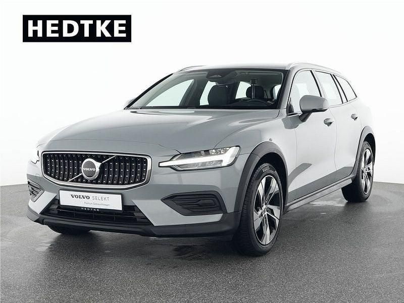 Gebraucht Volvo V60 CC Plus 197 PS (144 kW) 2023 Grau Kombi