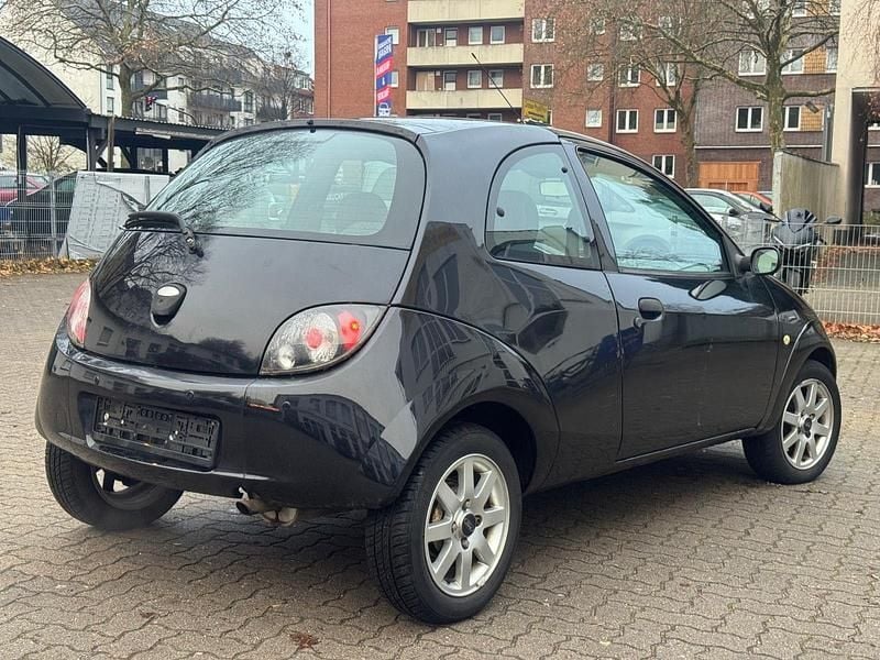 Gebraucht Ford Ka 60 PS (44 kW) 2002 Schwarz Kleinwagen