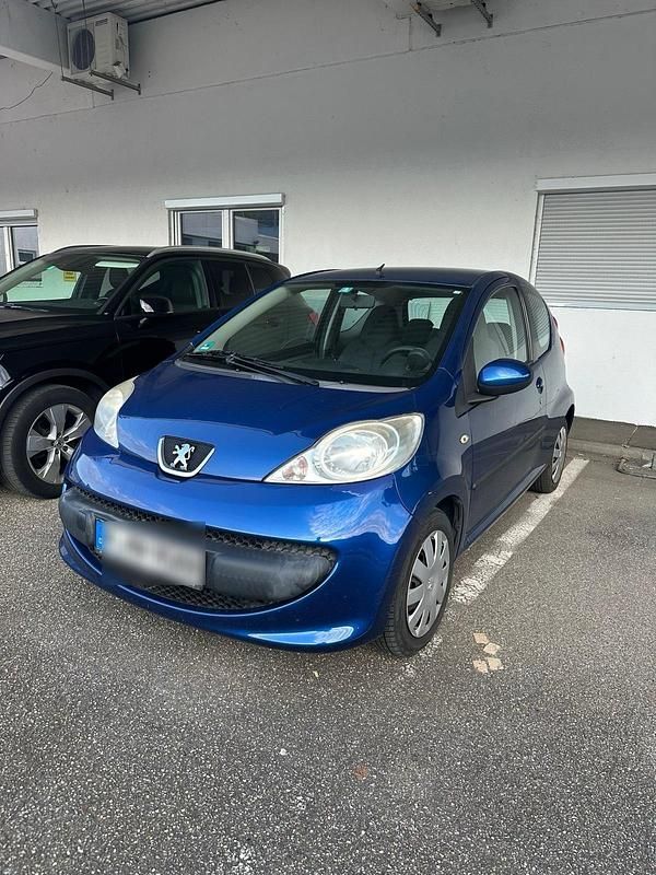 Gebraucht Peugeot 107 68 PS (50 kW) 2005 Blau Kleinwagen