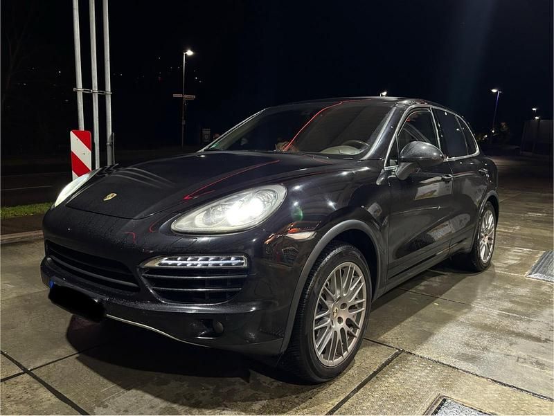 Schwarz Gebraucht 2012 Porsche Cayenne SUV | 13.450 € (Superpreis) - Bild 1/3