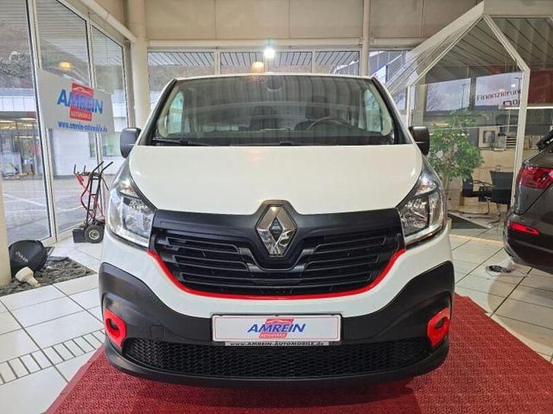 Gebraucht Renault Trafic 121 PS (88 kW) 2019 Weiß Van / Kleinbus