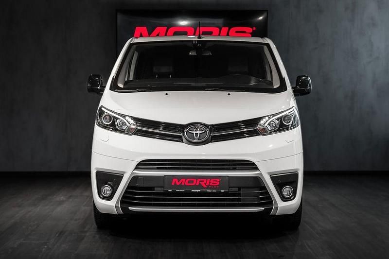 Gebraucht Toyota Proace 177 PS (130 kW) 2022 Weiß Van / Kleinbus