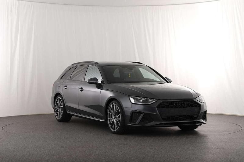 Gebraucht Audi A4 Competition 204 PS (150 kW) 2022 Grau Kombi