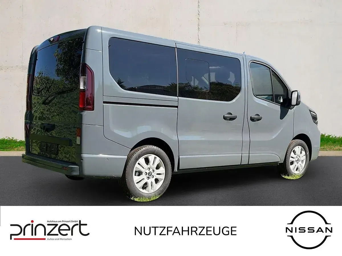Neu Nissan Primastar Tekna 170 PS (125 kW) 2026 Urban grey Van / Kleinbus