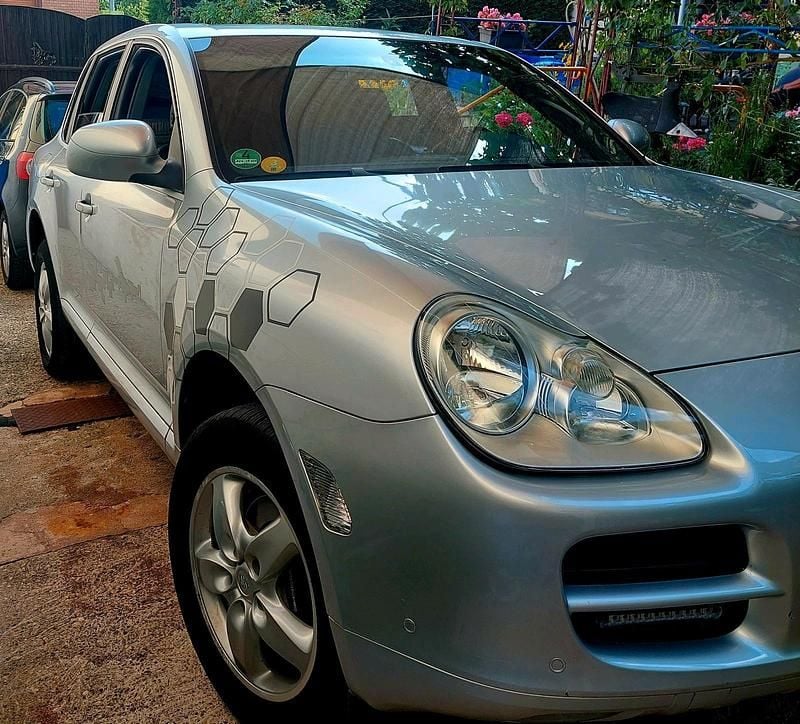 Gebraucht Porsche Cayenne 250 PS (183 kW) 2004 Silber SUV