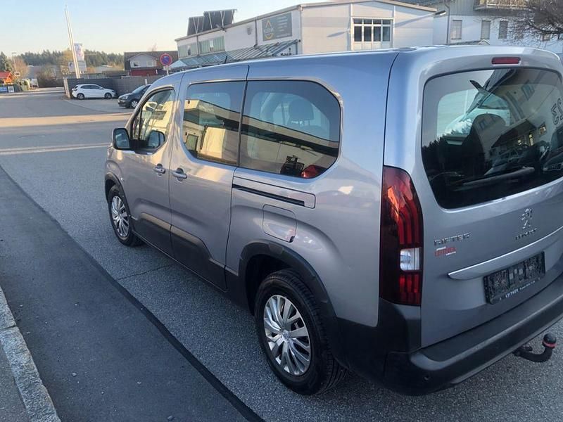 Gebraucht Peugeot Rifter Active 131 PS (96 kW) 2020 Grau Van / Kleinbus