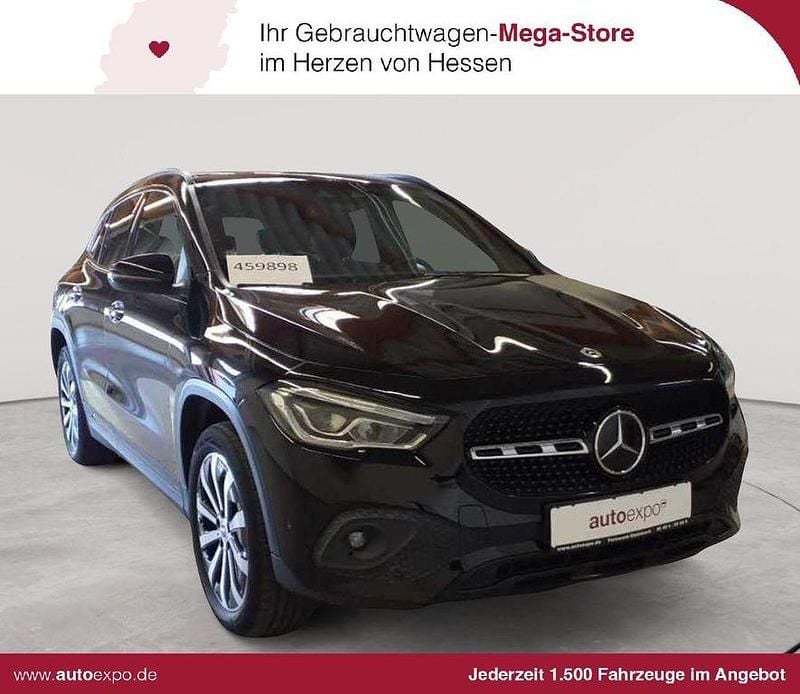 Nachtschwarz Gebraucht 2022 Mercedes GLA250 Progressive SUV | 28.690 € (Superpreis) - Bild 1/4