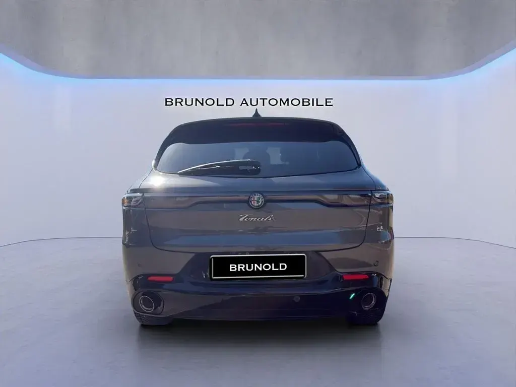 Gebraucht Alfa Romeo Tonale Veloce 160 PS (117 kW) 2026 Grau SUV