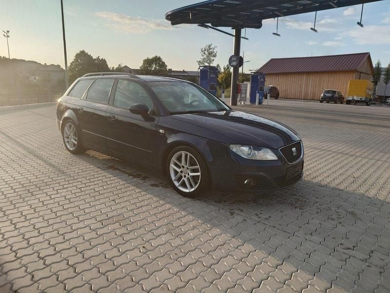 Blau Gebraucht 2011 Seat Exeo Style Kombi | 4.300 € (Fairer Preis) - Bild 1/4