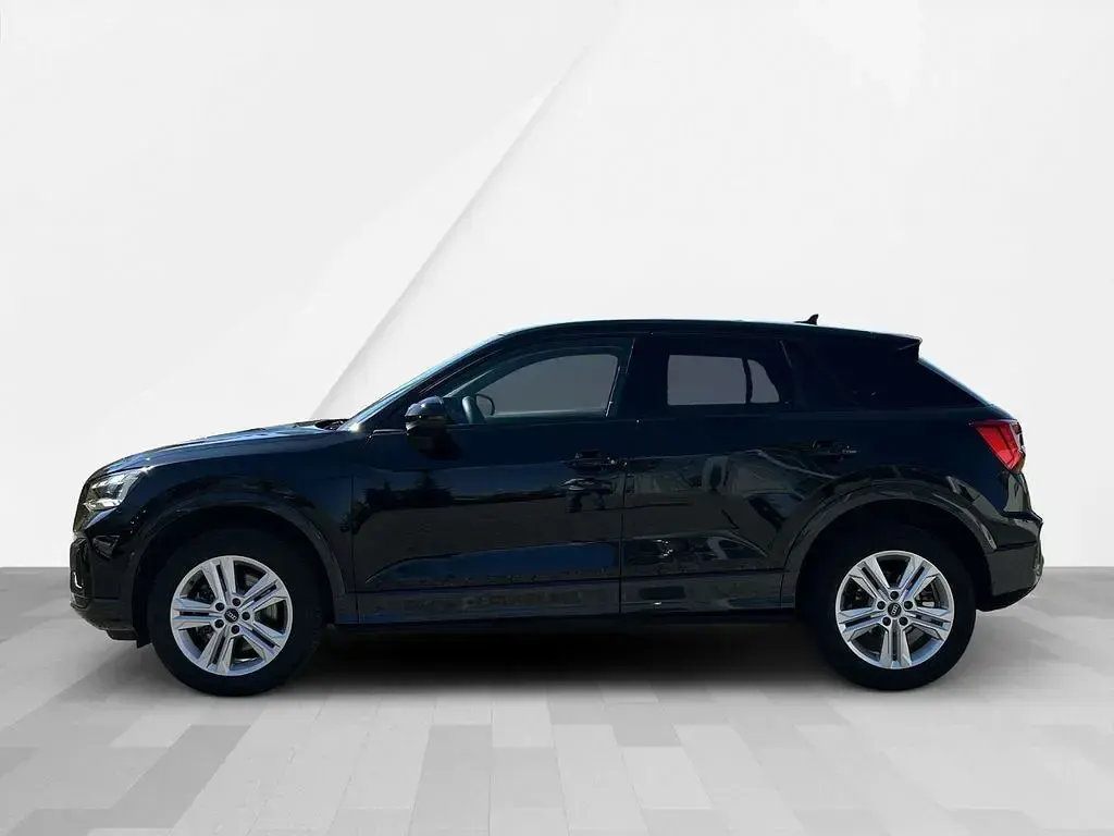 Używany Audi Q2 Advanced Plus 150 KM (110 kW) 2025 Czarny SUV