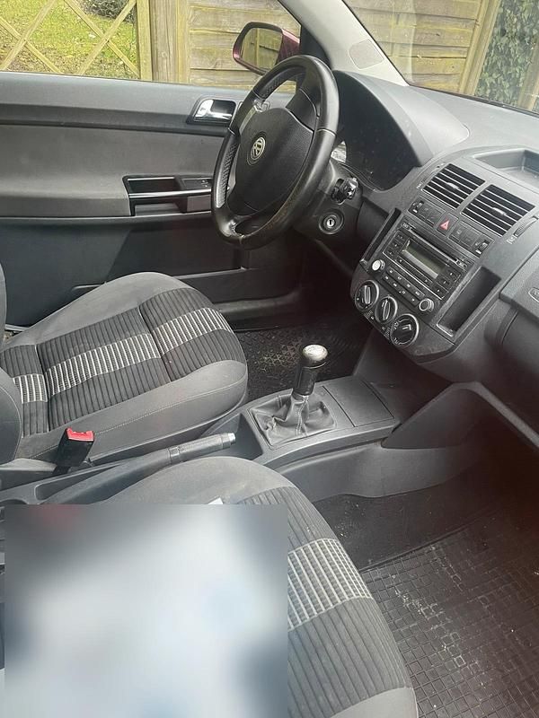 Gebraucht VW Polo 64 PS (47 kW) 2008 Rot Kleinwagen