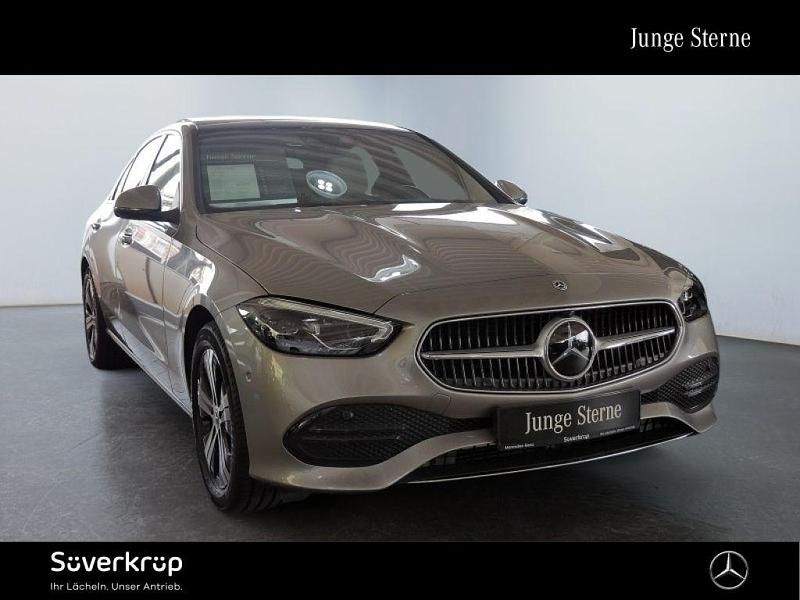 Silber mojavesilber Gebraucht 2023 Mercedes E400 Avantgarde Limousine | 45.400 € (Etwas zu teuer) - Bild 1/2
