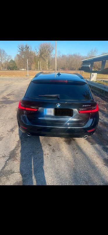 Gebraucht BMW 320 Advantage 190 PS (139 kW) 2020 Schwarz Kombi