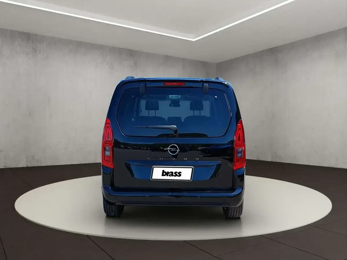Neu Opel Combo S 131 PS (96 kW) 2026 Karbon schwarz Van / Kleinbus