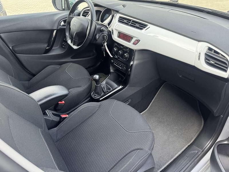 Gebraucht Citroën C3 SELECTION 82 PS (60 kW) 2013 Lackierung aluminiumgrau/meta Kleinwagen