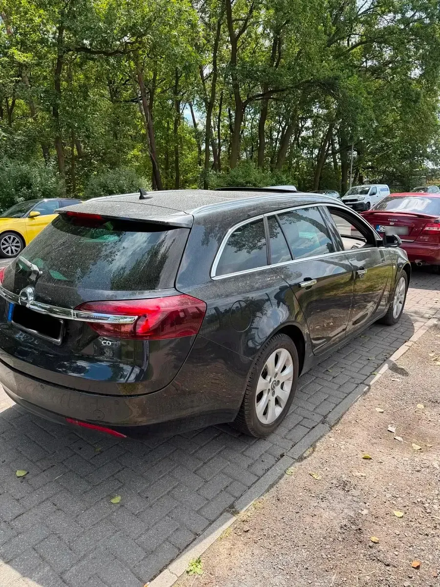 Gebraucht Opel Insignia 163 PS (119 kW) 2015 Schwarz Kombi
