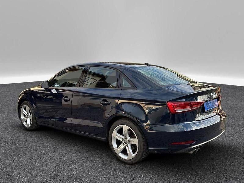 Gebraucht Audi A3 Sport 190 PS (139 kW) 2018 Blau Limousine