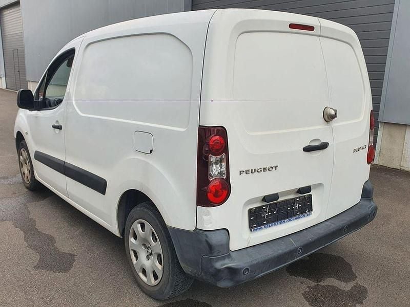 Second-hand Peugeot Partner 2018 Alb Monovolum