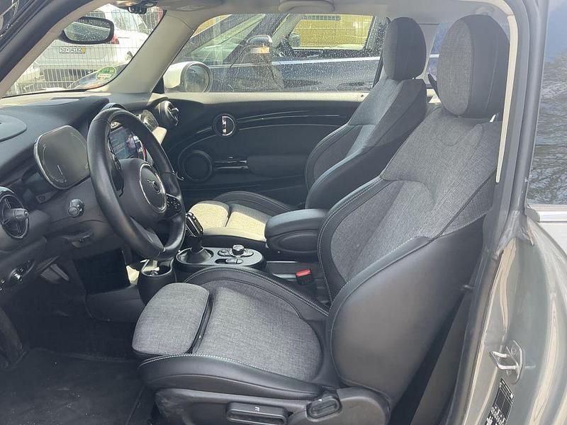 Second-hand Mini Cooper 135 kW (184 CP) 2021 Gri Hatchback