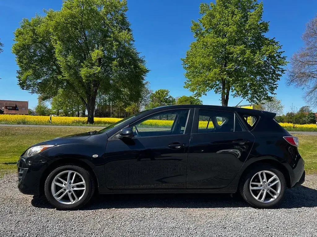 Gebraucht Mazda 3 High 105 PS (77 kW) 2010 Schwarz Limousine