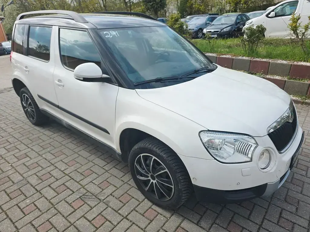 Gebraucht Skoda Yeti Plus Edition 110 PS (80 kW) 2012 Weiß SUV