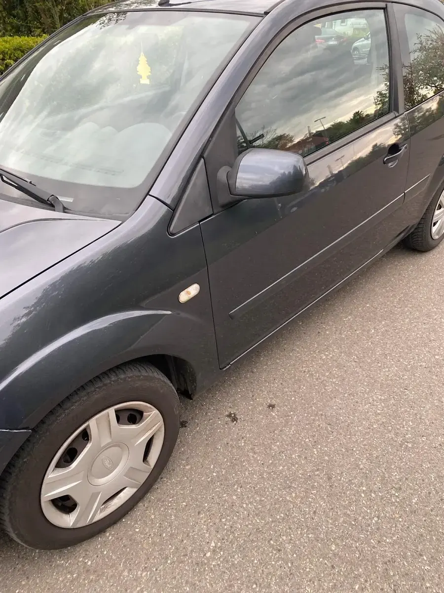 Gebraucht Ford Fiesta 2008 Grau Kleinwagen