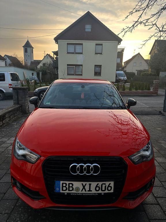 Gebraucht Audi A1 Attraction 122 PS (89 kW) 2014 Rot Kleinwagen