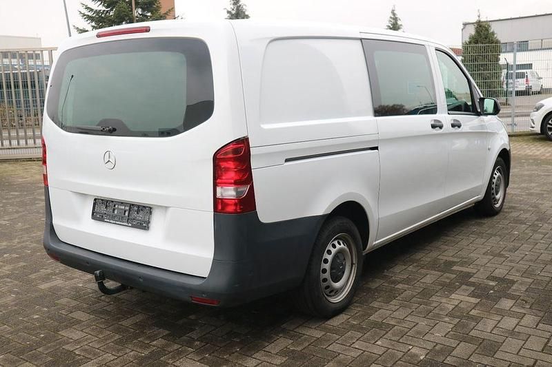 Second-hand Mercedes Vito 136 CP (100 kW) 2019 Alb Van